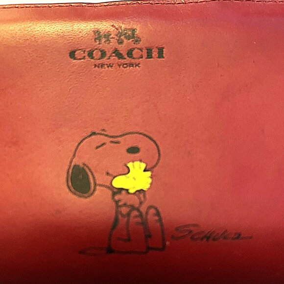 Coach x Peanuts Snoopy & Woodstock Red Zip-Around Leather Wallet - *Worn* - Picture 2 of 16